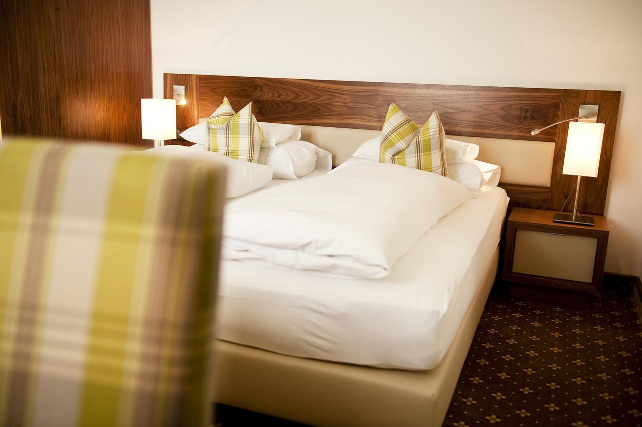 Zum Dorfschmied Hotell Klein Sankt Paul Exteriör bild